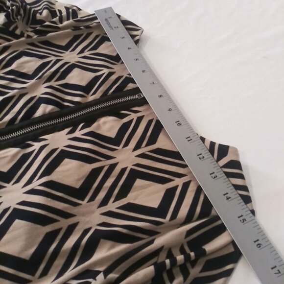 Enfocus women's size 6P beige and black diamond print dress - Picture 9 of 12